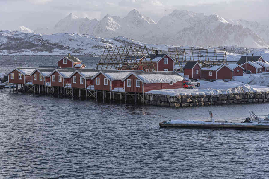 Noruega - islas Lofoten 010 - Svolvaer - Svinoya.jpg